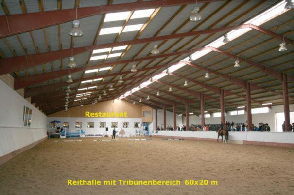 Ferienpark Aparthotel Seeland Schadeleben Buitenkant foto